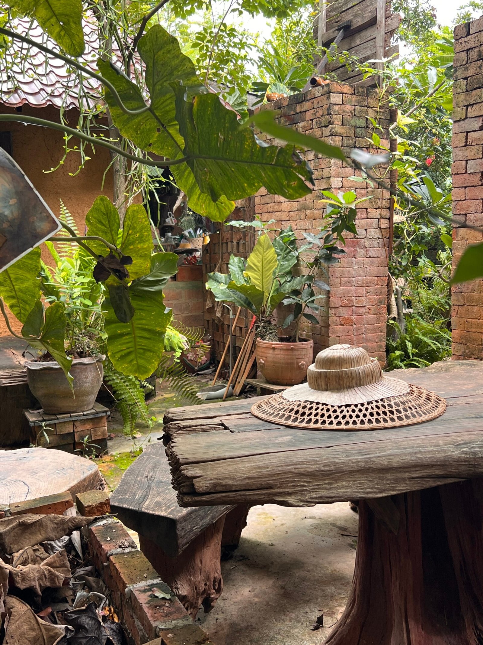 Interior de Na Laem Nuea Clay House en Phrae